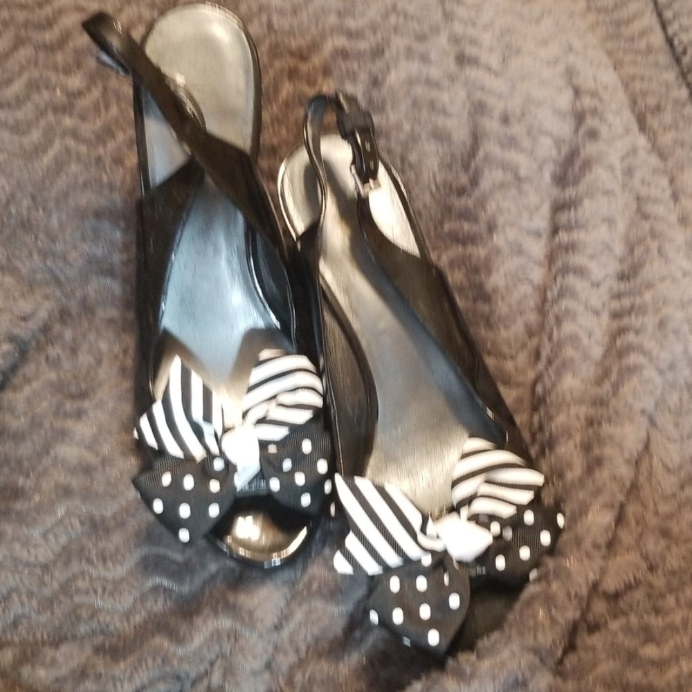 Black patent Nine West sz 10